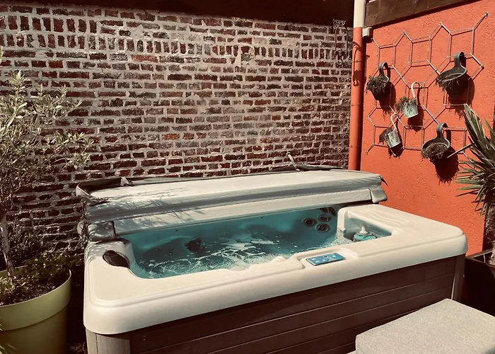 Гостевой дом Independant Et Calme Avec Jacuzzi A 3*