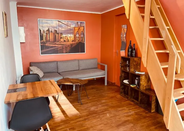 Independant Et Calme Avec Jacuzzi A Гостевой дом 3*