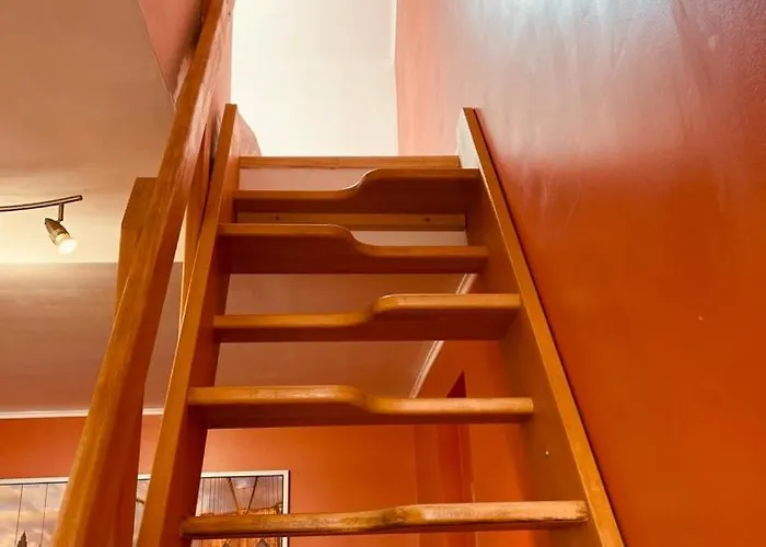 Гостевой дом Independant Et Calme Avec Jacuzzi A Лилль